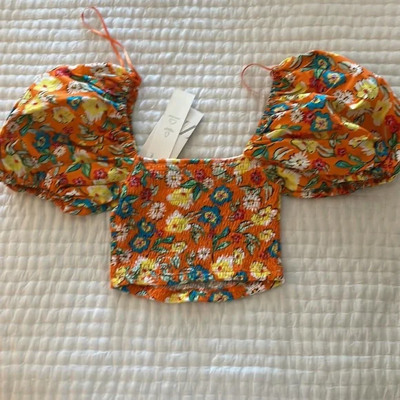 NWT Zara off the shoulder balloon short sleeve crop top in size s - Picture 6 of 6